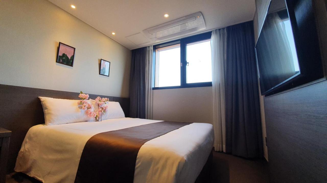 Grandmillions Hotel Seogwipo Dış mekan fotoğraf