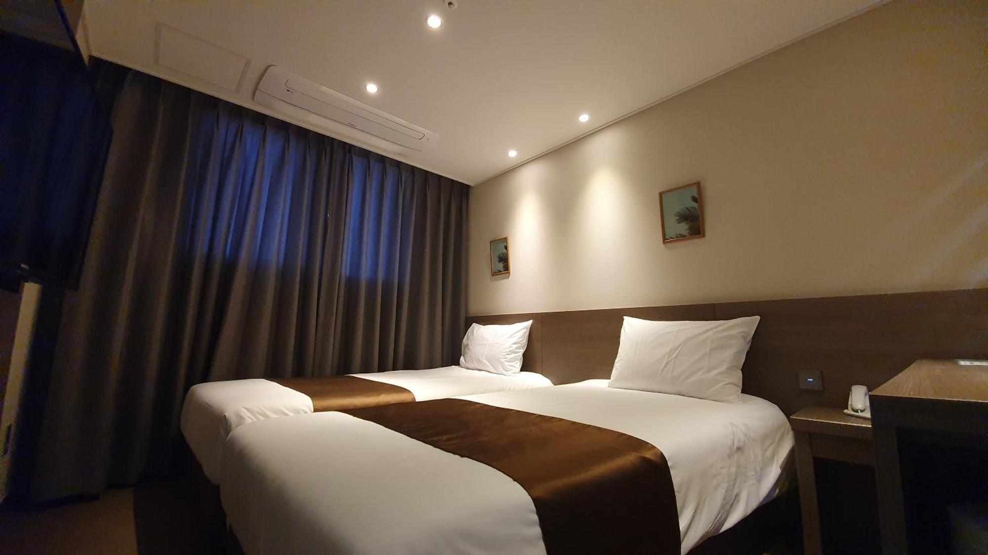 Grandmillions Hotel Seogwipo Dış mekan fotoğraf