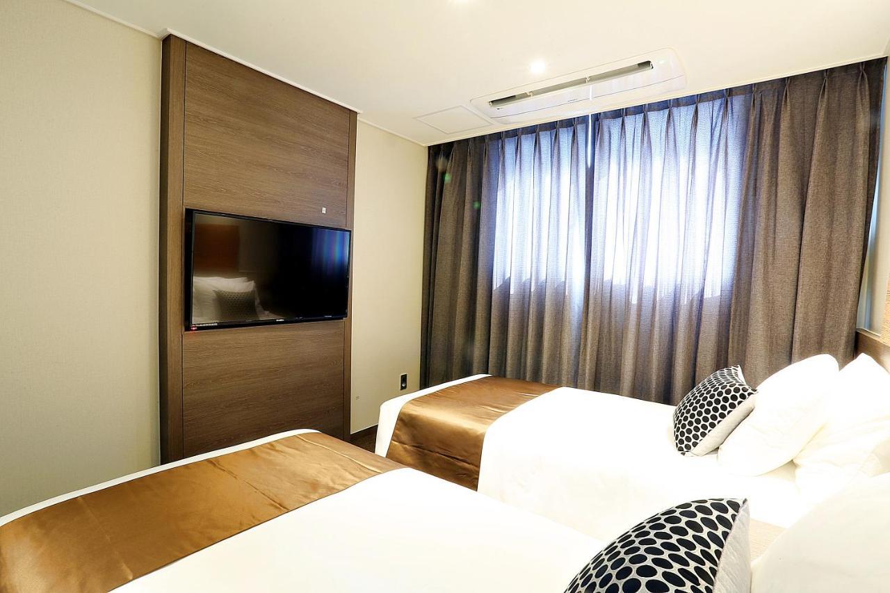 Grandmillions Hotel Seogwipo Dış mekan fotoğraf